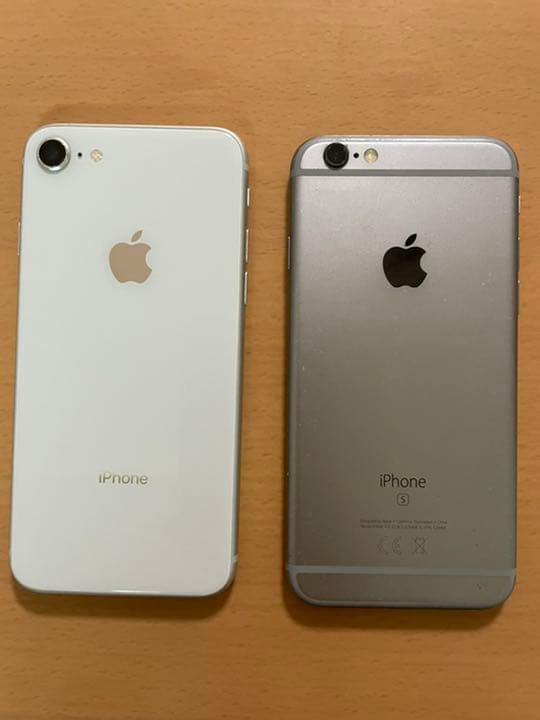 iPhone6s  iPhone8   本体　SIMフリー