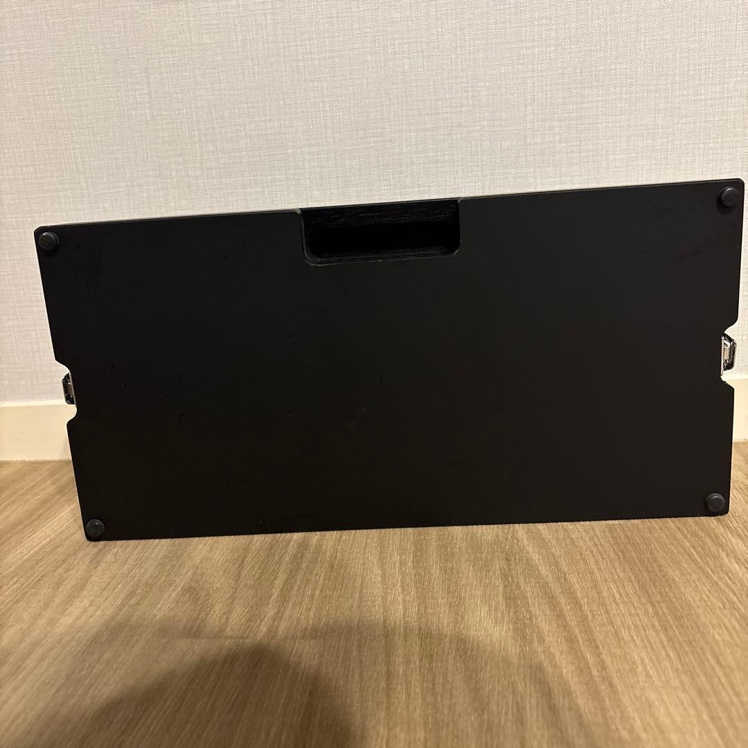 Assist Stool 折りたたみ式黒スツール