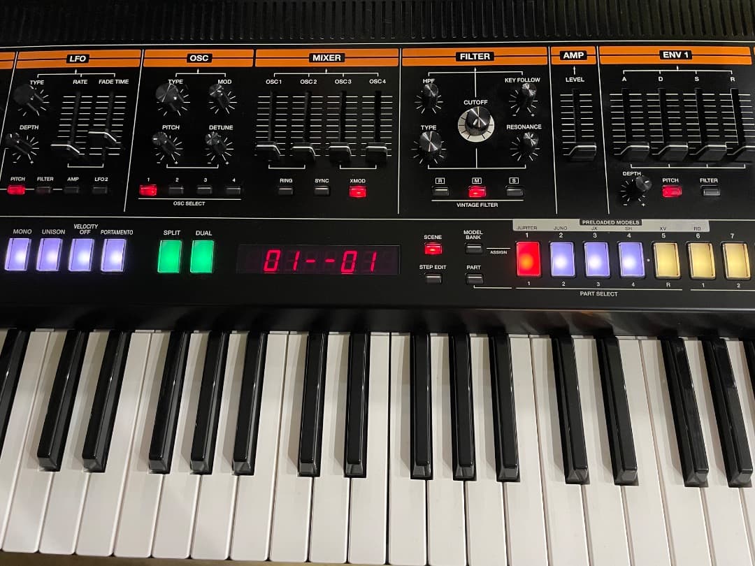 Roland JUPITER-X 美品 WC-1付属 即発送!!!