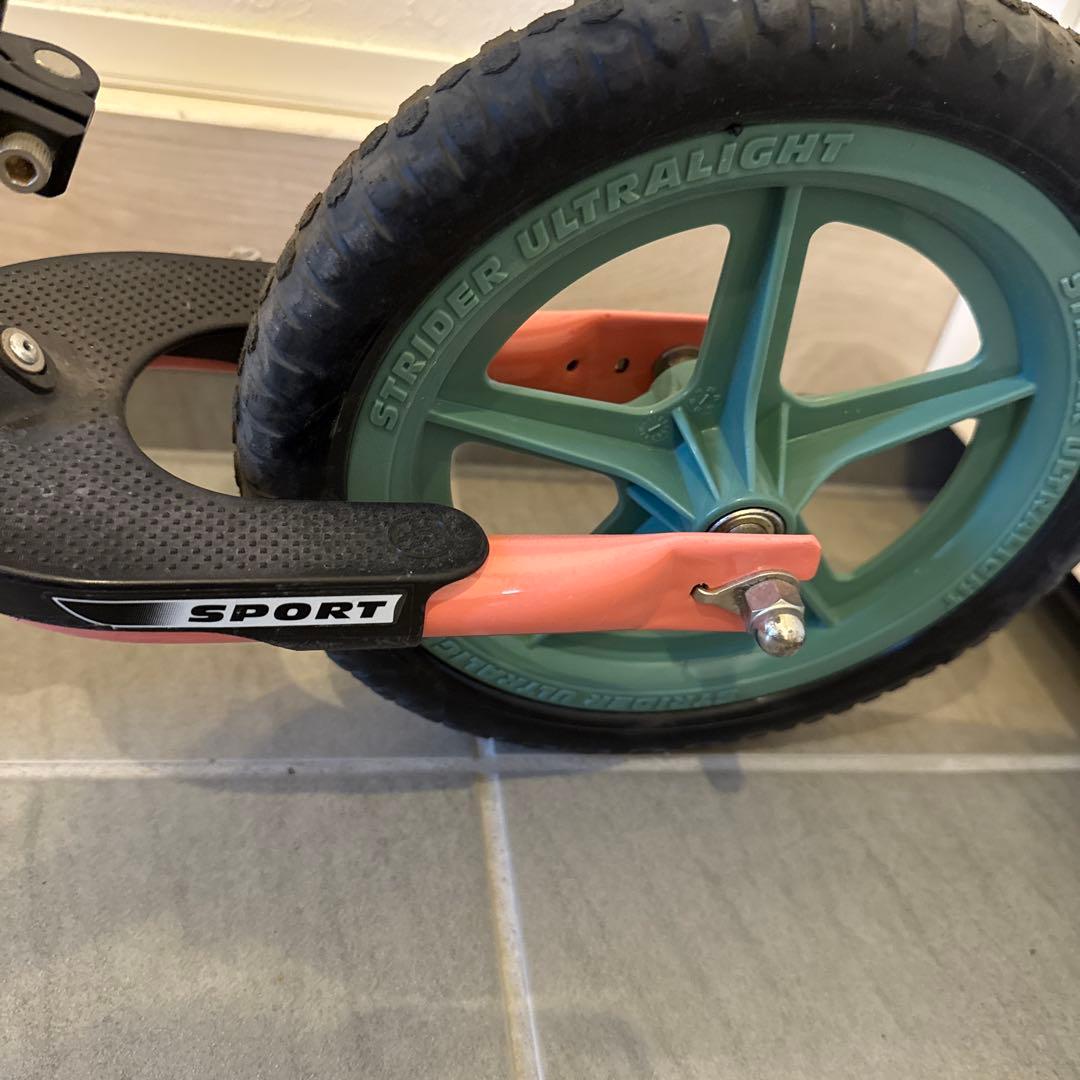 ストライダー　ムラサキスポーツ限定モデル