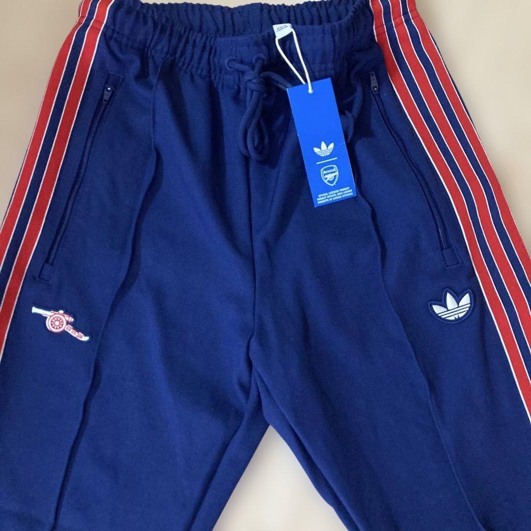 新品未使用タグ付き‼︎adidas ×アーセナル トラックパンツ　ジャージMサイズ