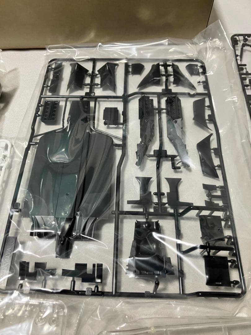 タミヤ1/20 ウィリアムズ  フルビュー FW24 イタリアGP