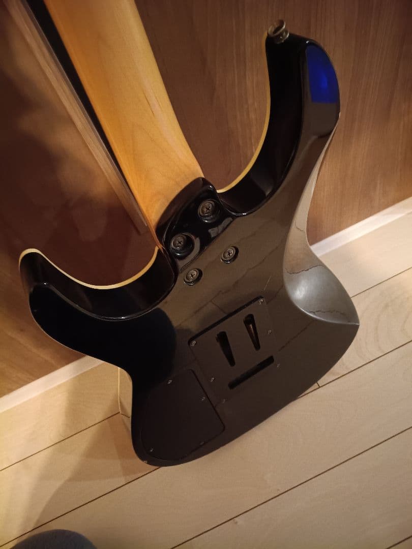FERNANDES　FR-40 エレキギター　ストラトタイプ
