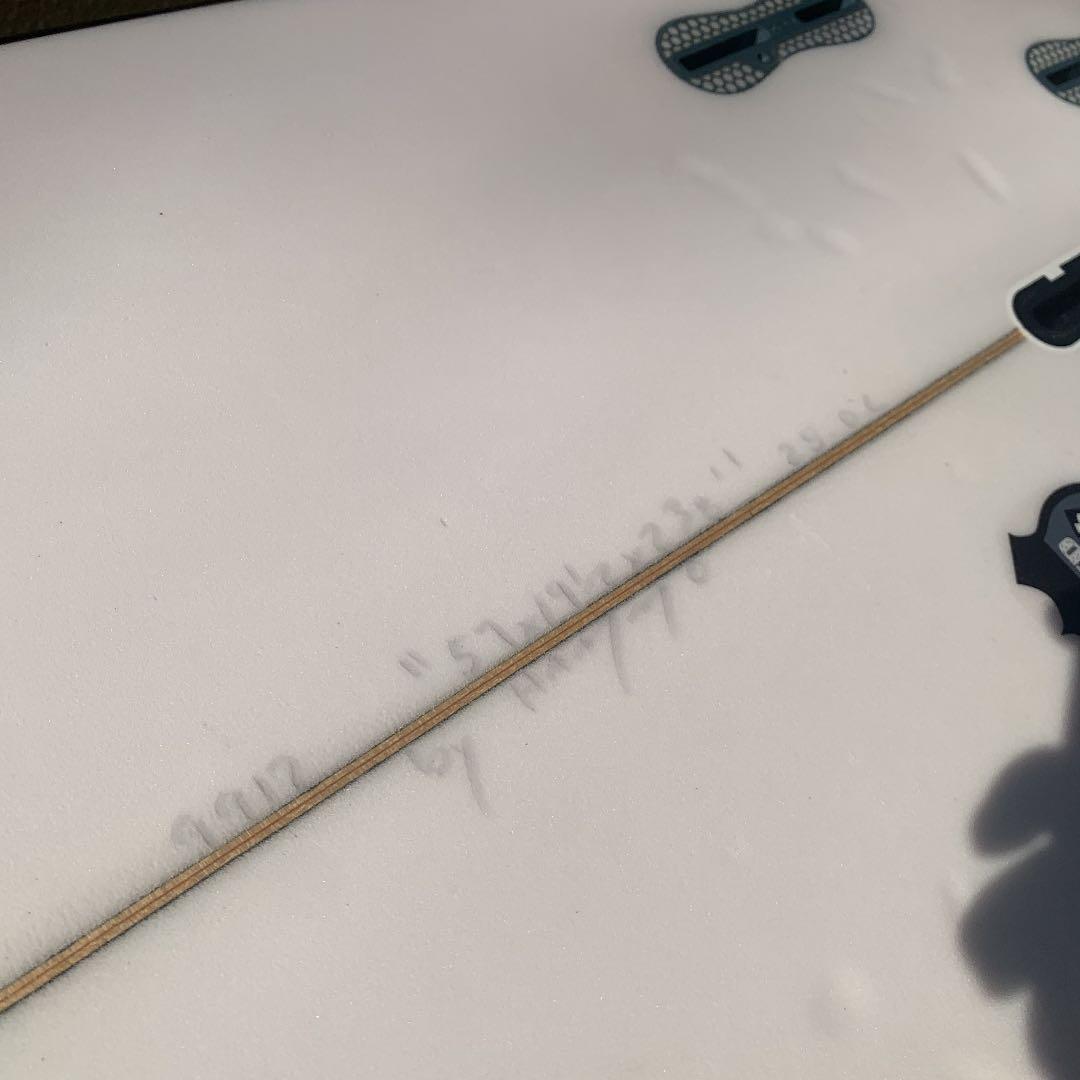 5.7 ショートボード　シングルフィン　the glasslab