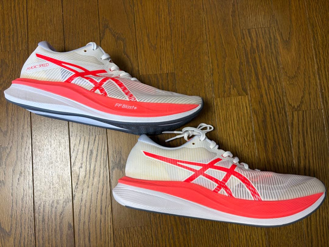 アシックスマジックスピード3 27.0cm ホワイト/レッド