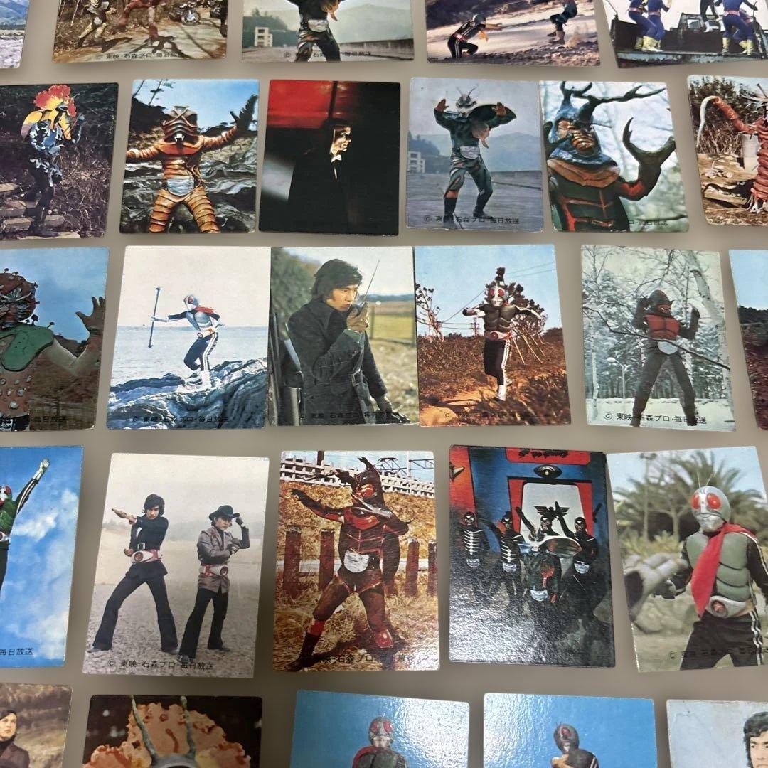 【昭和】カルビー 仮面ライダーカード64枚とアルバム5冊