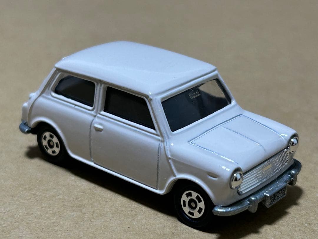 トミカ ミニクーパー 輸出仕様 アイボリー