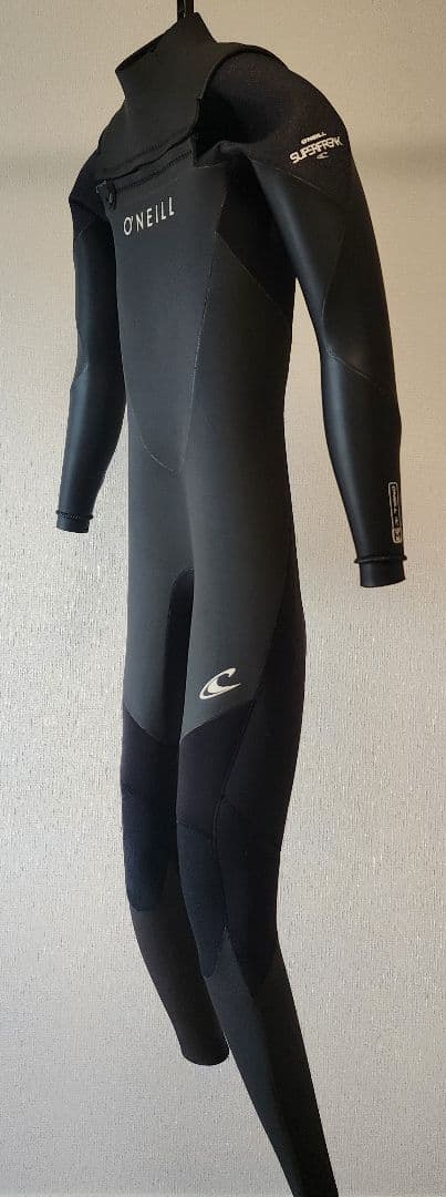 ヨ*ン様 O'NEILL　セミドライスーツ 5×3㍉　美品