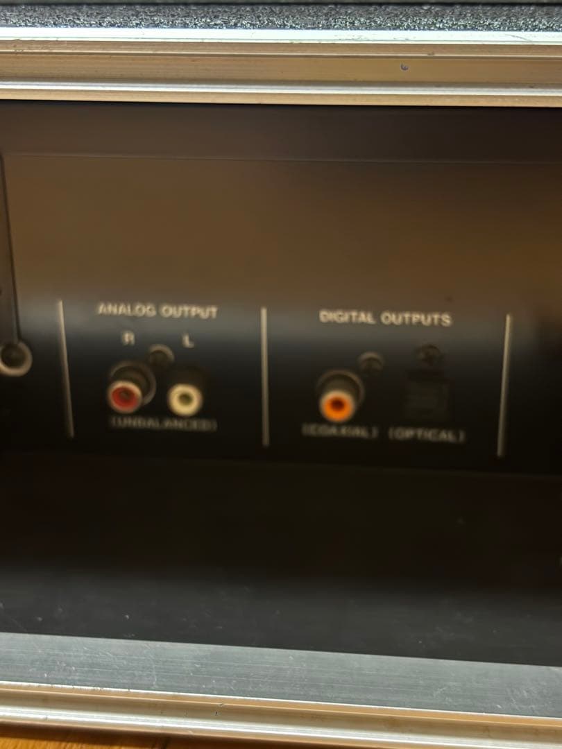 PA CDデッキ　TASCAM CD200