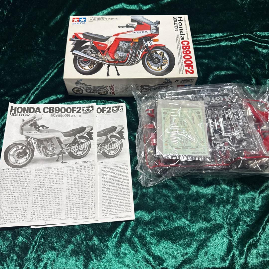 【未組立/バラ売り可】ホンダ CB1100R CB750F CB900F2