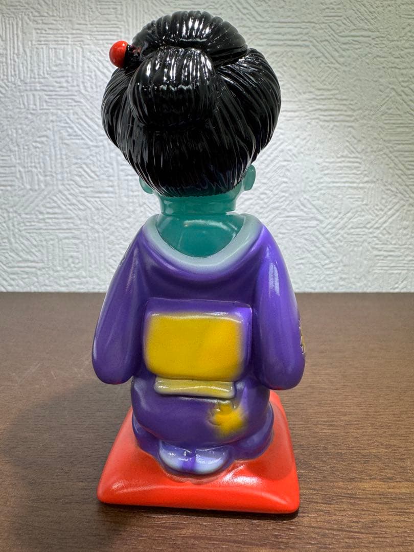 世界のバケモノ図鑑 ソフビ　丸八玩具