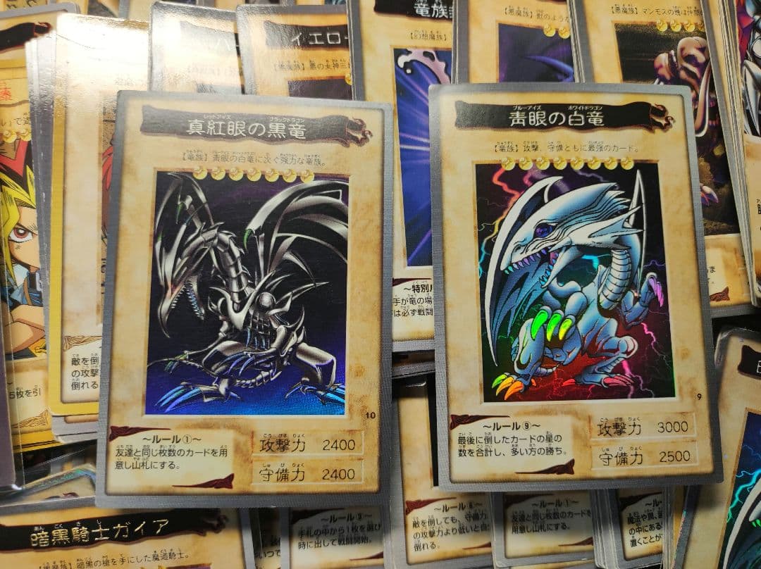 ま*し様 【匿名配送】バンダイ版遊戯王　500枚以上まとめ売り