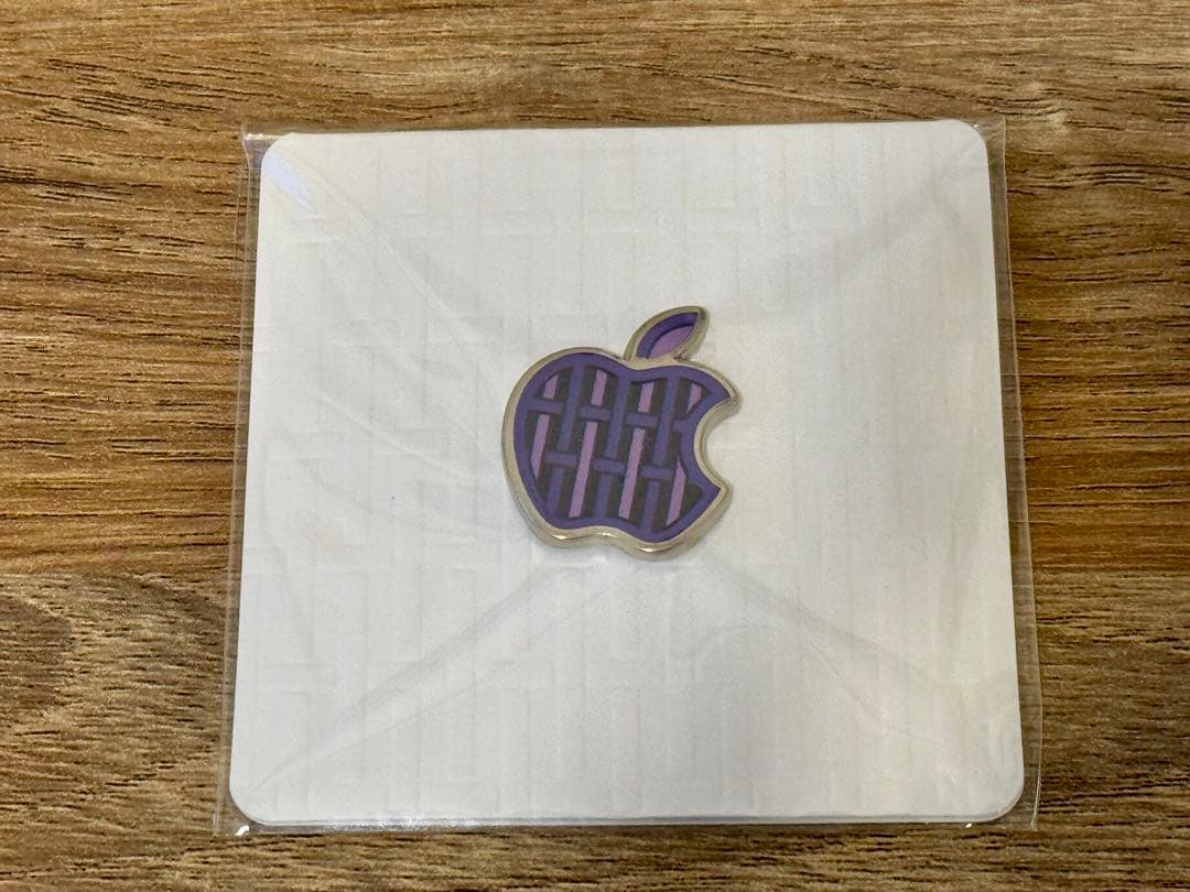 アップルストア オープン記念 ピンバッジ ノベルティ 限定