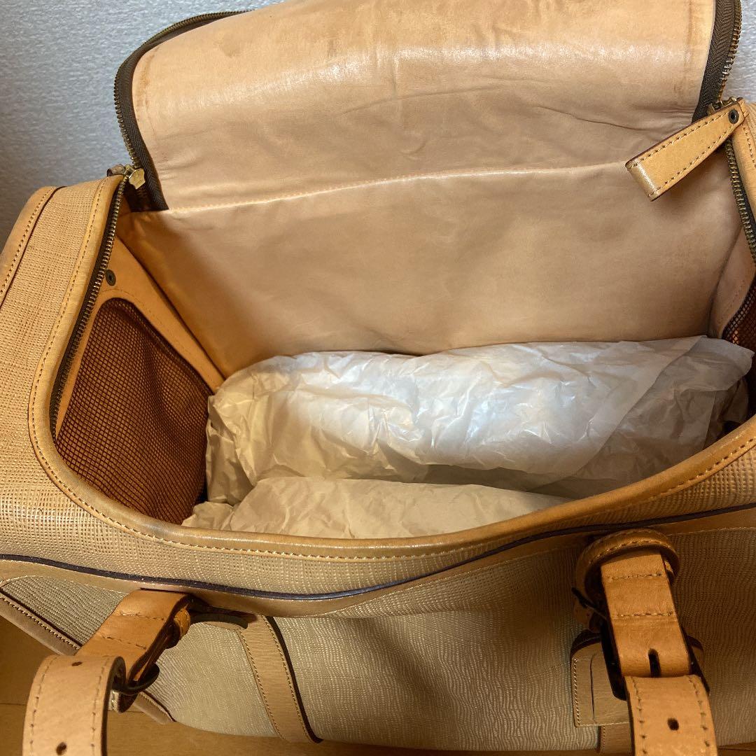 革製キャリーバッグ