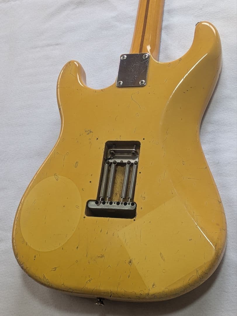 Fender Japan ST57 フジゲン製　軽量3.2kg　送料無料