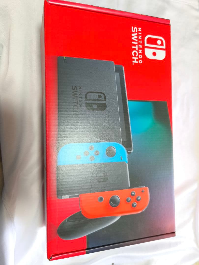 Nintendo Switch 本体　青と赤のJoy-Con　バッテリー強化版