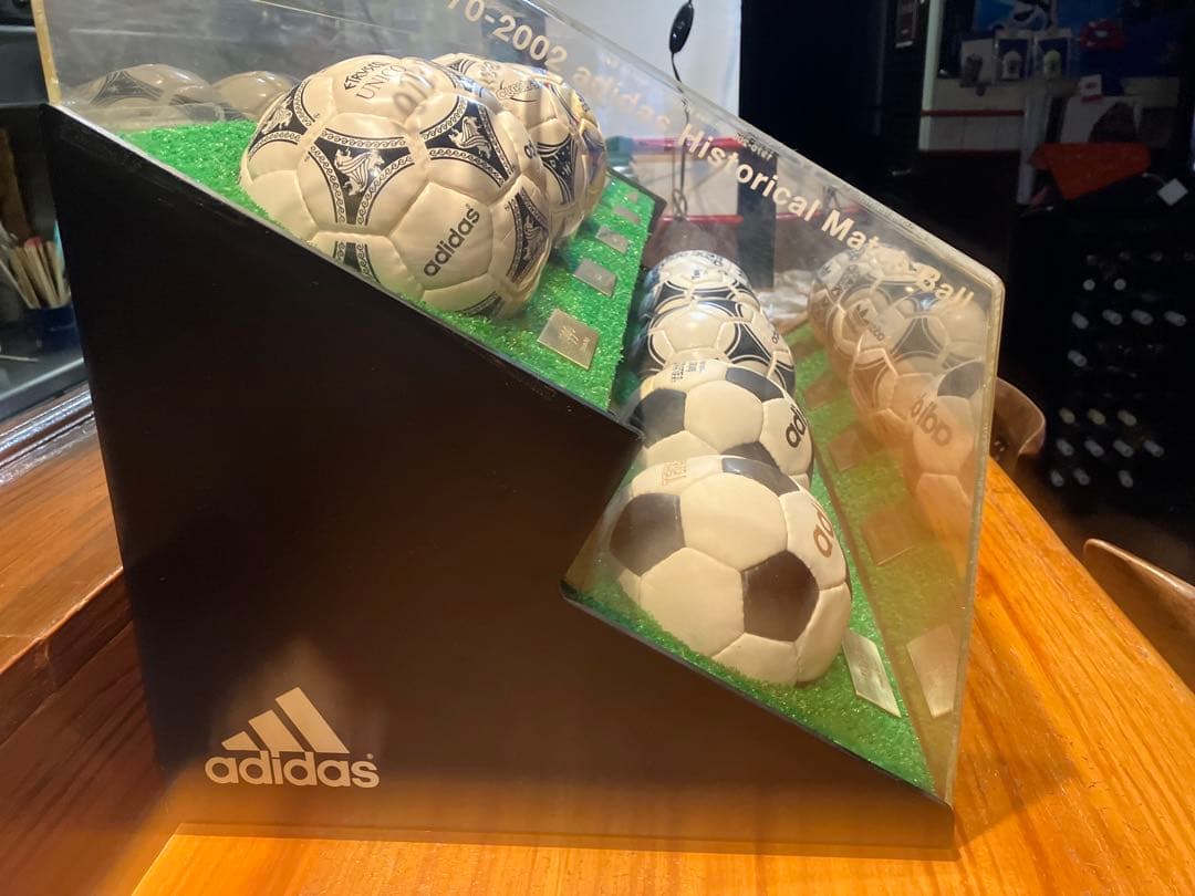 日韓W杯記念ボール ヒストリカルマッチボール9個セット限定品