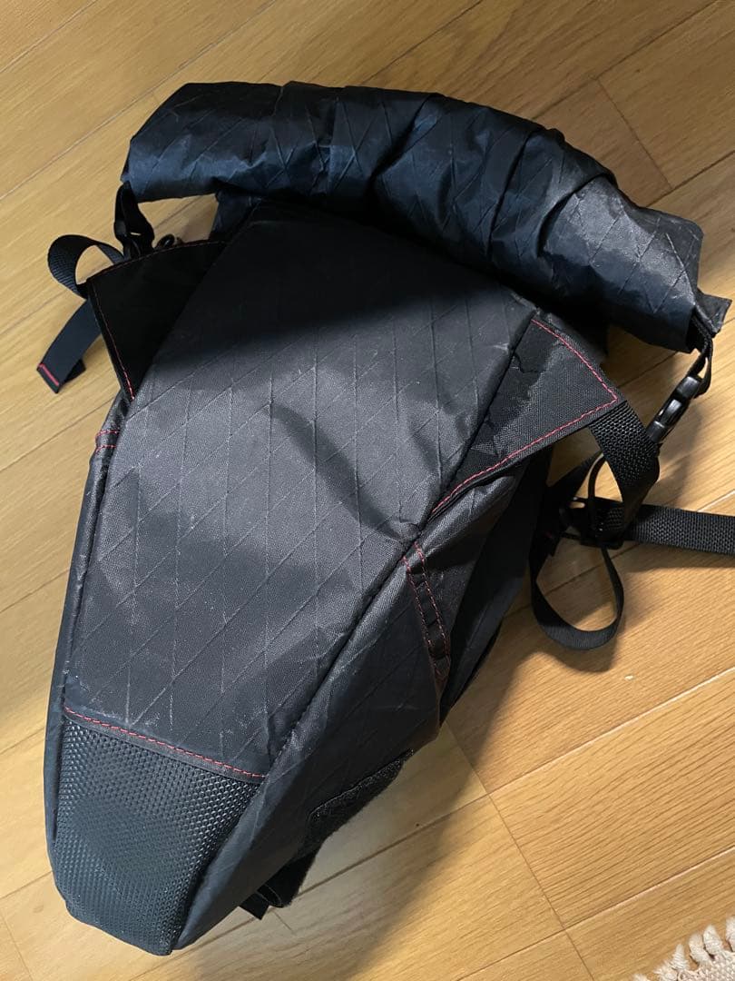 ★タイヤ擦れなし美品★レベレイトデザイン サドルバッグ