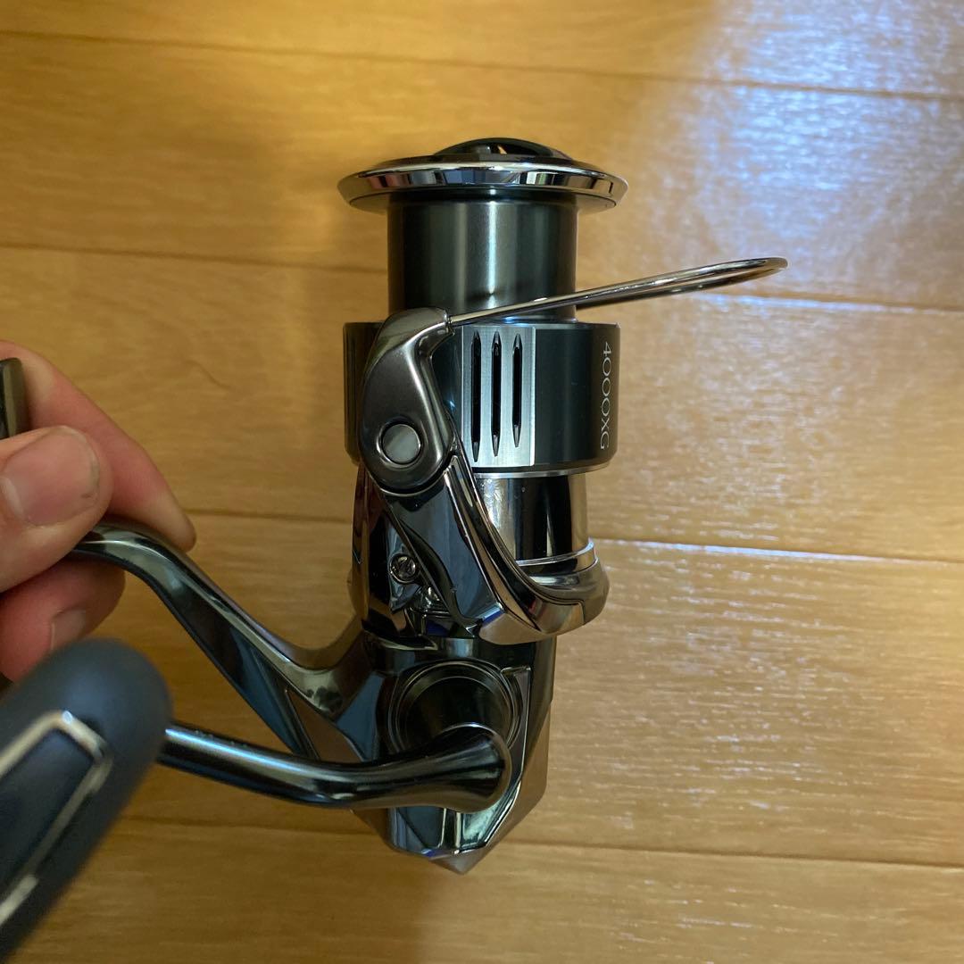 シマノ　22 ステラ　4000XG リールスタンド付き