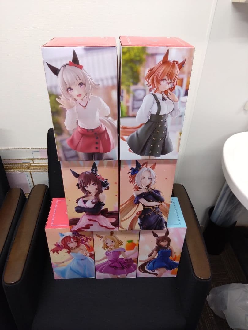 ウマ娘 トリオトライト　ラウンドワン限定5種＋カレンチャン＋アストンマーチャン