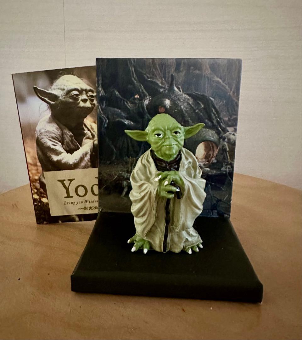 R2-D2 C-3PO フィギュアとダースベーダー　ヨーダフィギュアセット