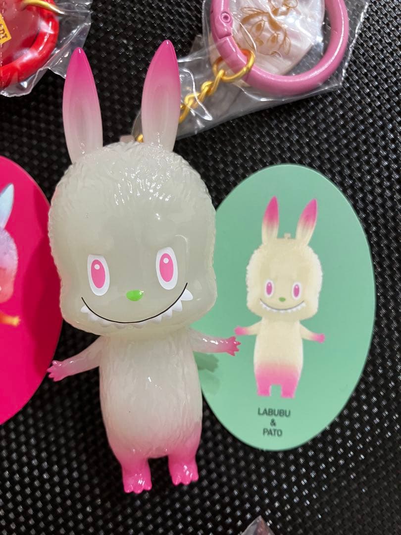 the monsters 10th anniversary　9個　まとめ売り　赤