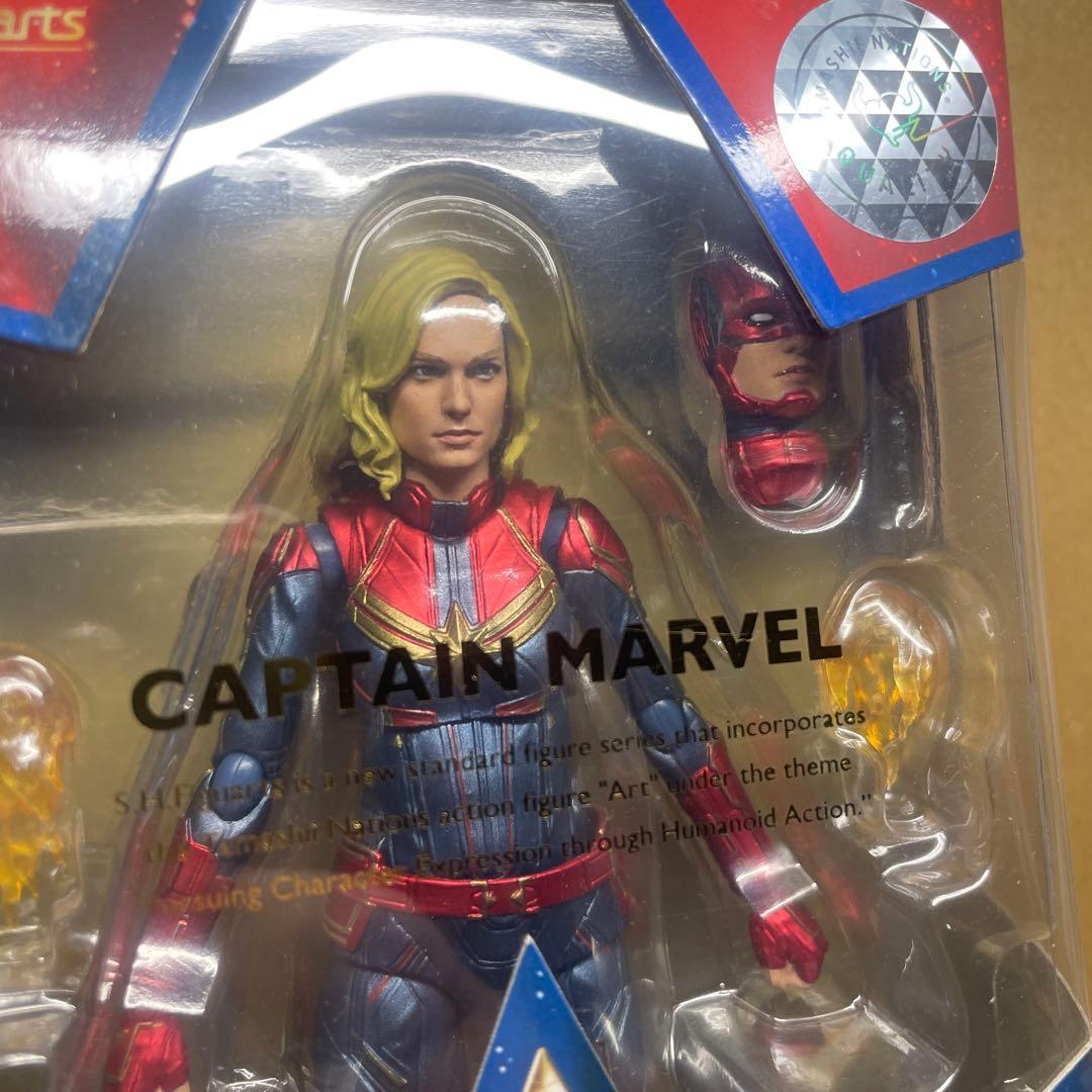 SHフィギュアーツ　キャプテン・マーベル