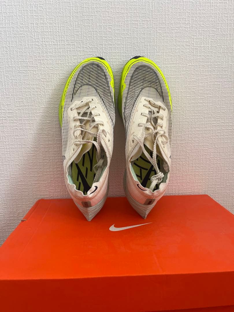 ナイキ ヴェイパーフライネクスト％2 24.5cm