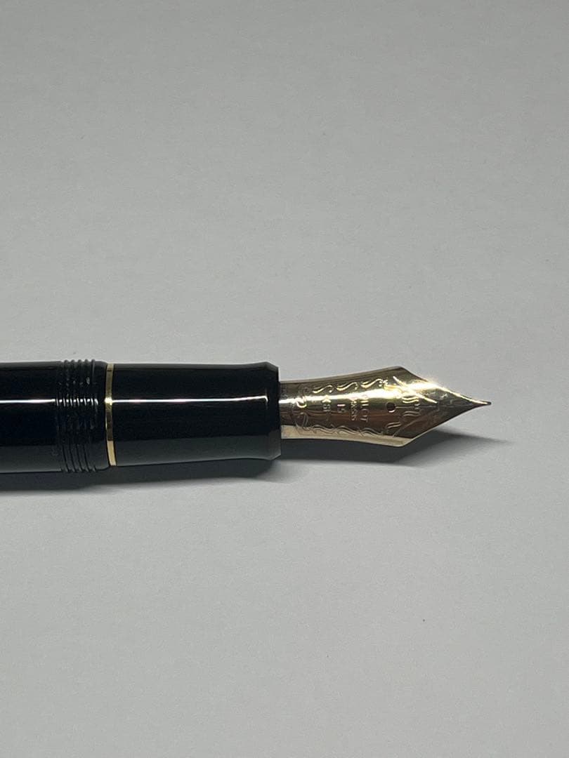※専用　PILOT CUSTOM 743 万年筆 14金 SFソフトファイン