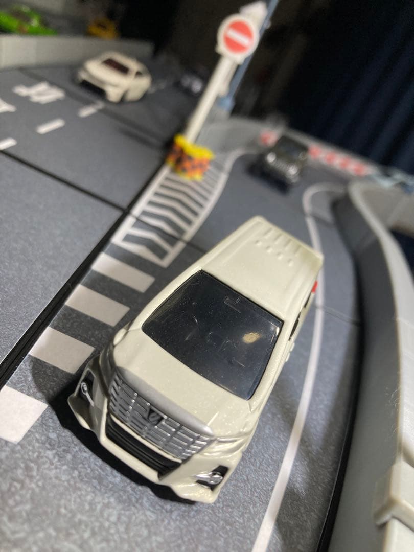 1:64 ミニカージオラマ 非常駐車帯合流カーブセット