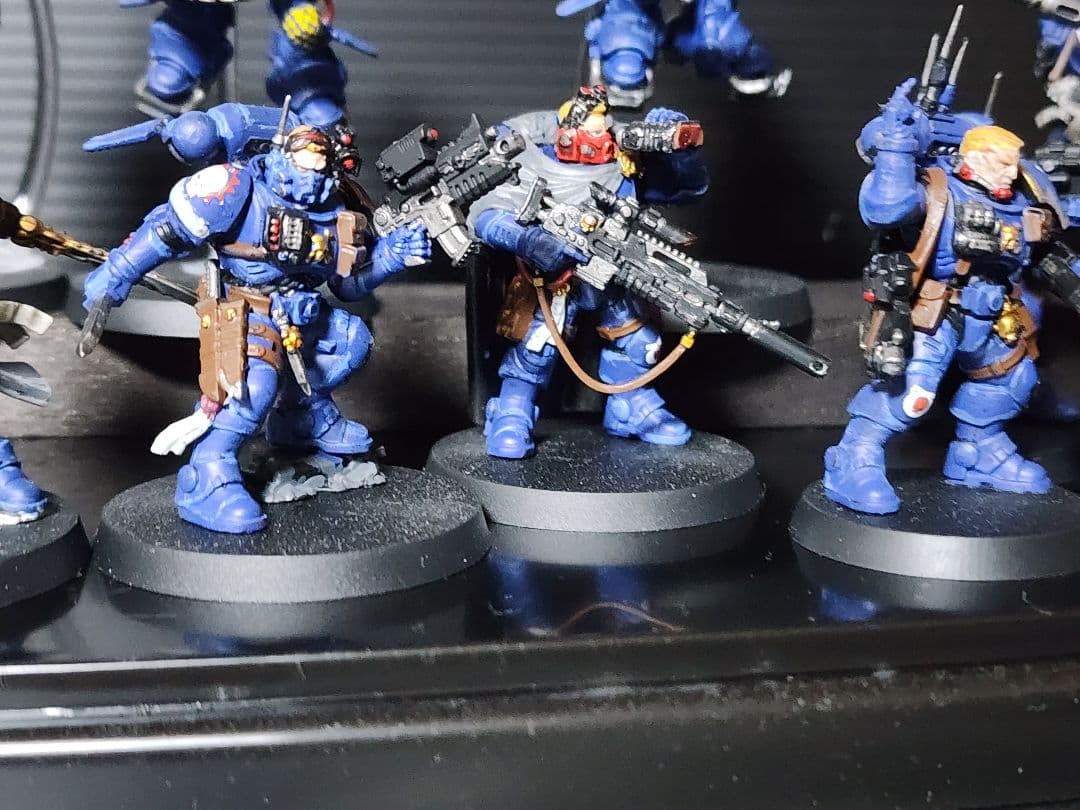 週刊ウォーハンマースペースマリーン全種塗装済み。バラ売り不可。