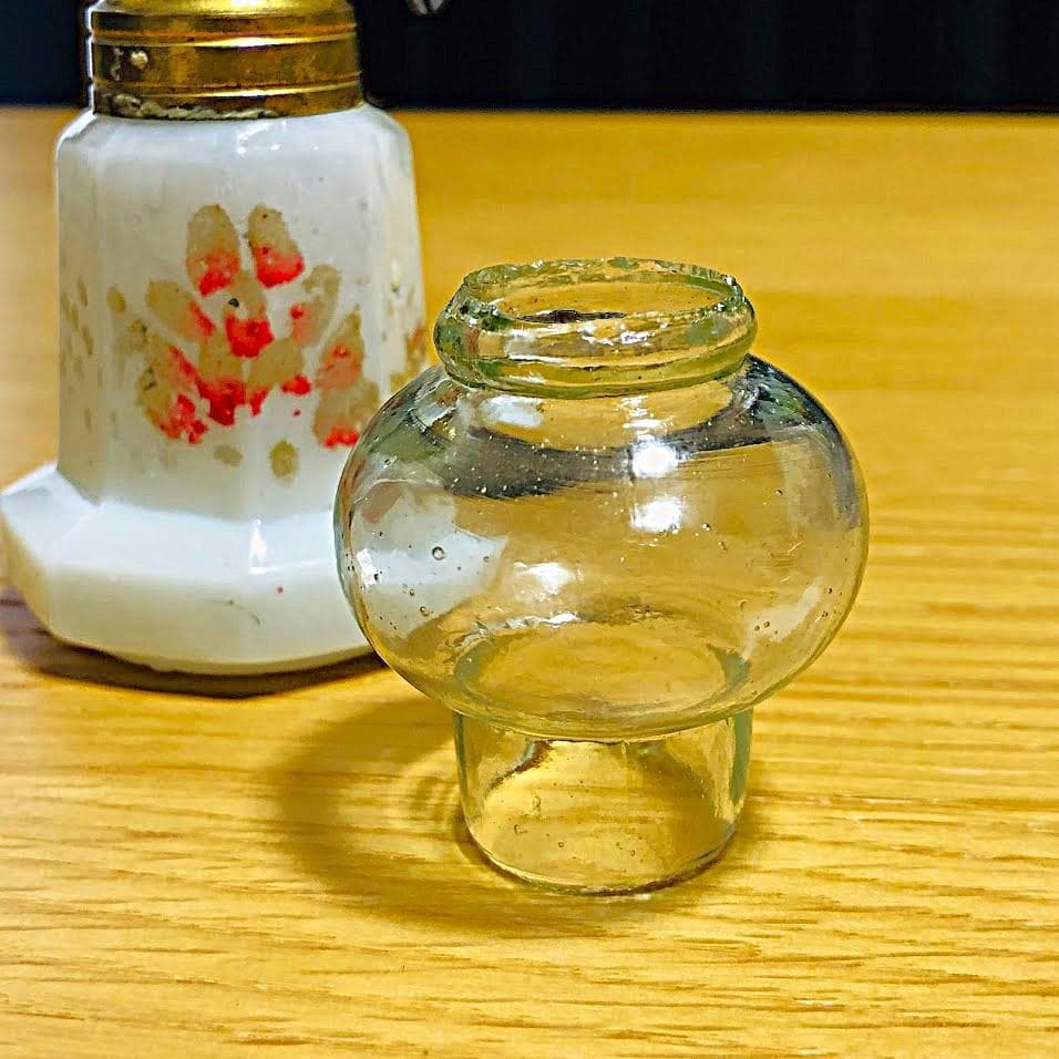明治～大正 豆ランプ 花模様 乳白/エナメル彩 ウランガラス 検索: ペロペロ