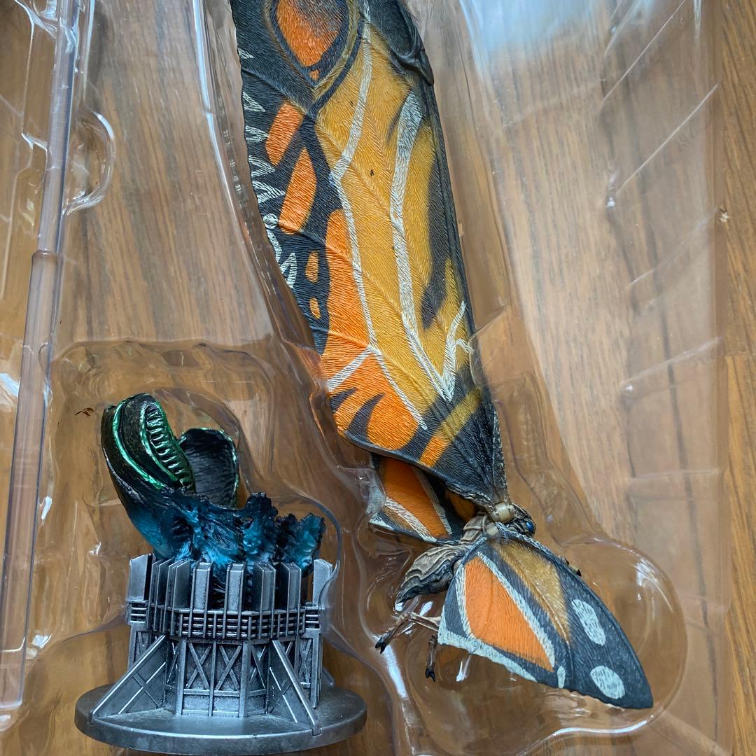 ハイヤトイズ モンスターアーツ　モスラ　ゴジラ　NECA