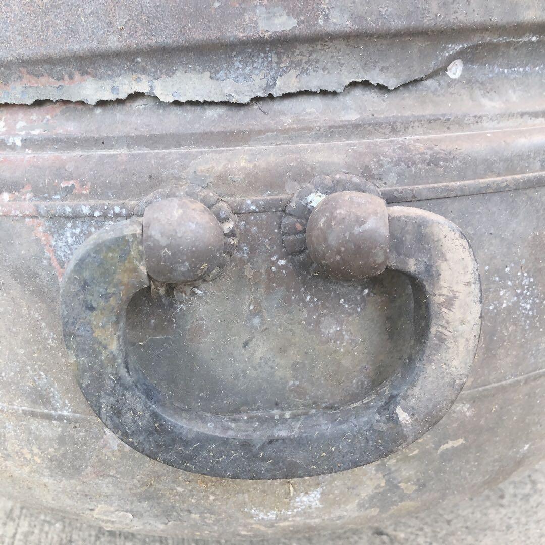 金属製火鉢