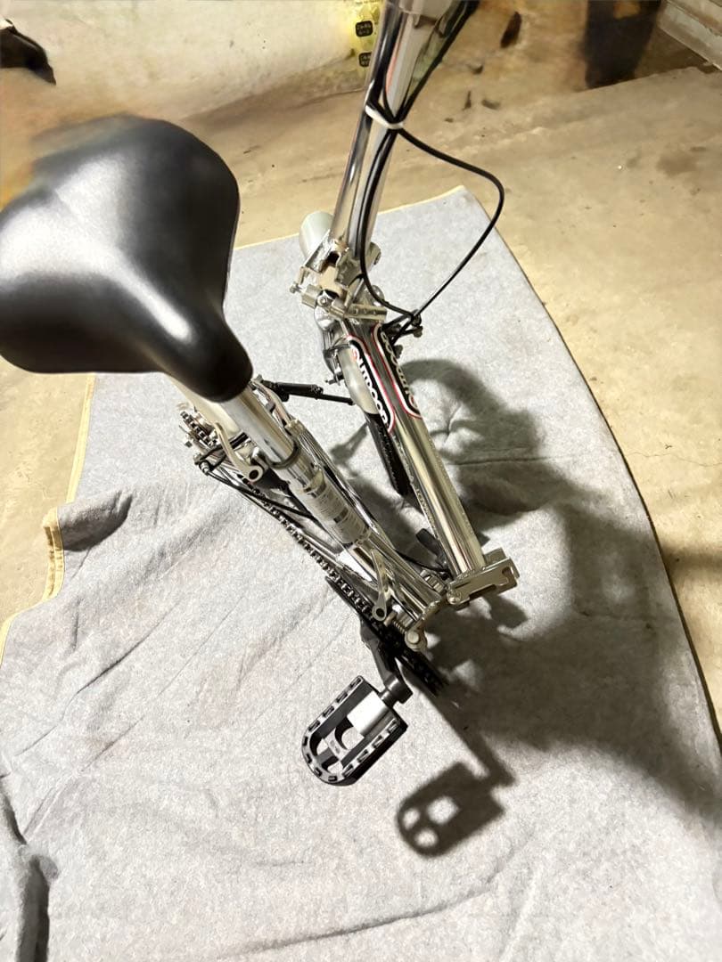 アウトドア 折りたたみ自転車 シルバー