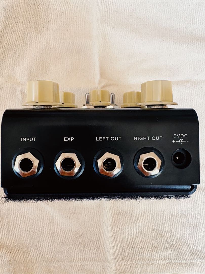strymon FLINT V2 トレモロ&リバーブ (アダプター　箱　説明書付