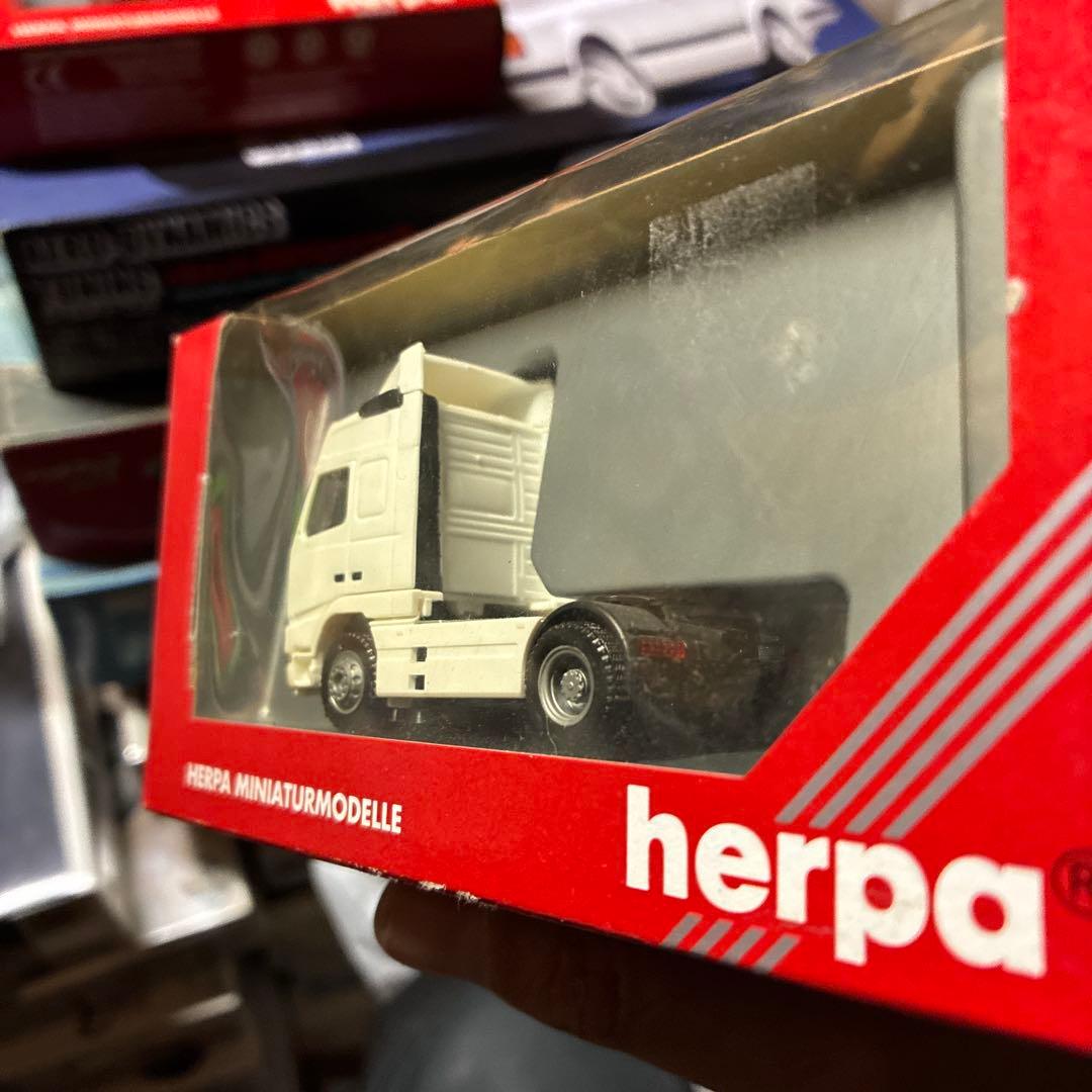 herpa トレーラーヘッド、３台セット