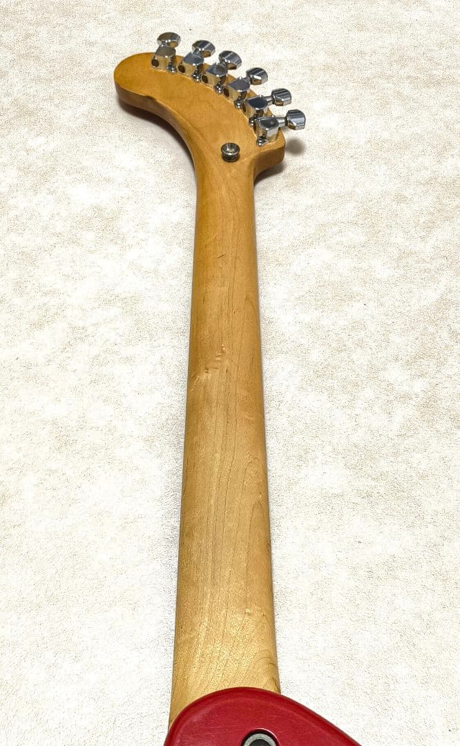 【美品】ZO-3 レッド アンプ内蔵ミニギター ヘッドフォン端子付き！！