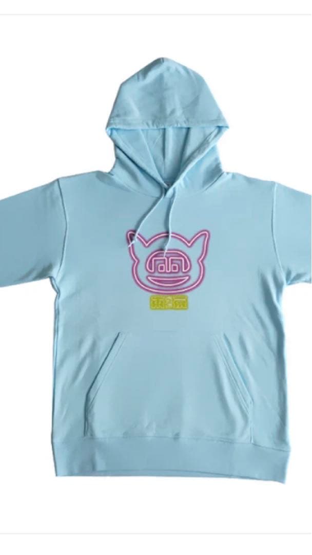 マンチェスターシティ限定パーカー