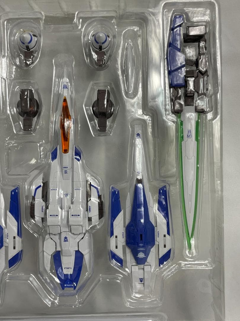 ◆機動戦士ガンダムダブルオー ダブルオーライザー プラモデル　09378