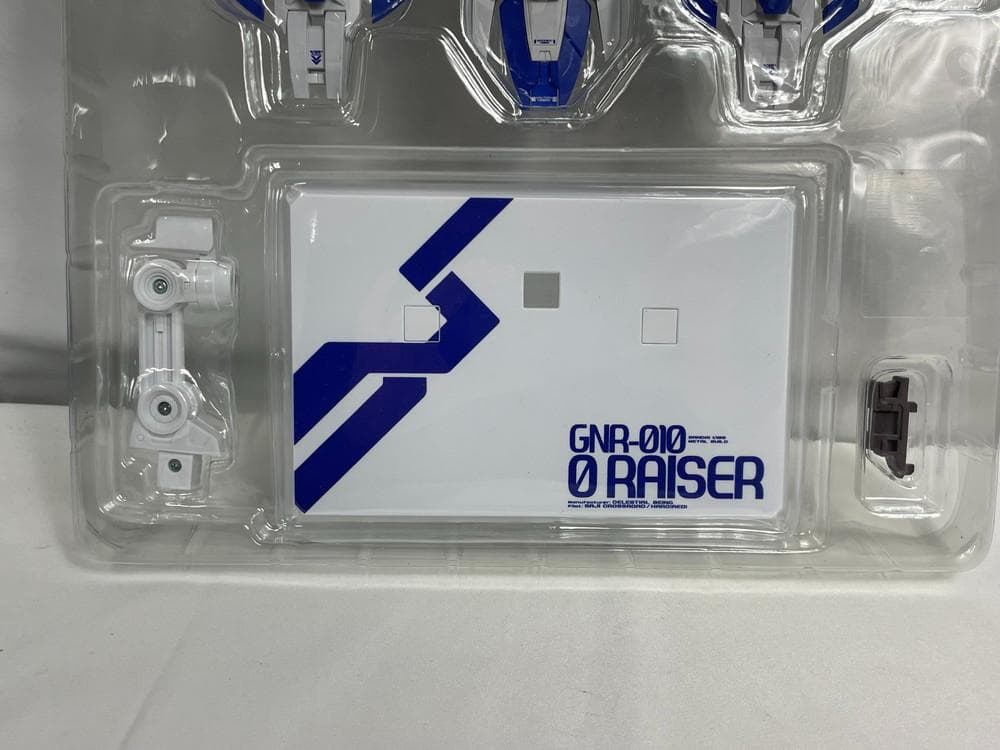 ◆機動戦士ガンダムダブルオー ダブルオーライザー プラモデル　09378