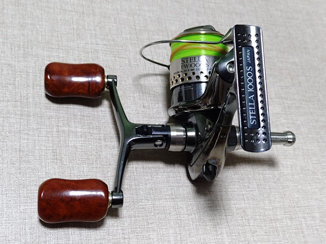 シマノ01ステラFW1000S