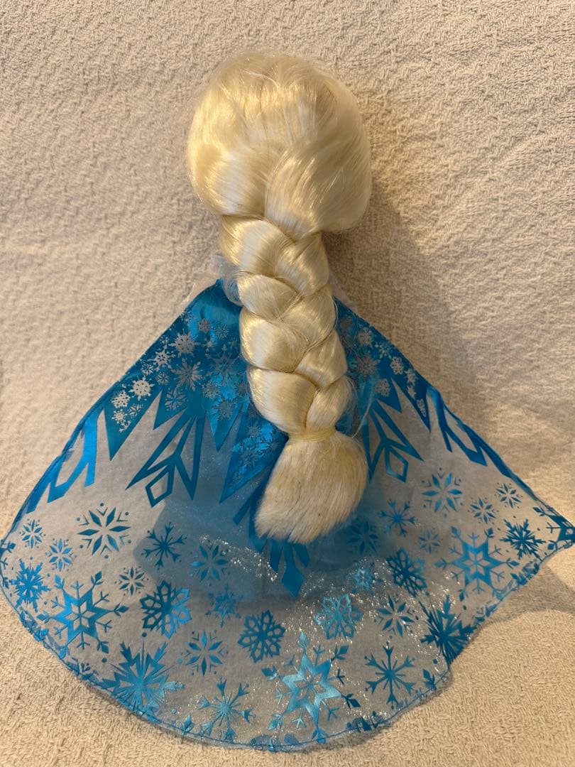 レア！！エルサ　人形　イッツアスモールワールド　プリンセスドール　アナ雪
