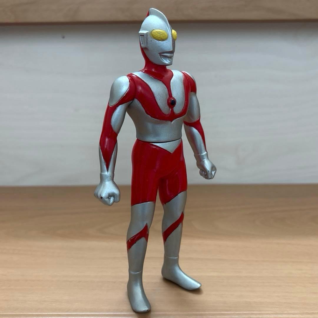 3ー3ウルトラ怪獣 ウルトラマン 1983年　第1期初版 プラタグ付／白台紙