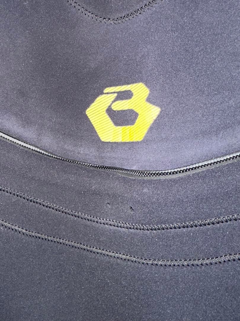 BEWET ブラック ウェットスーツ 長袖・長ズボン