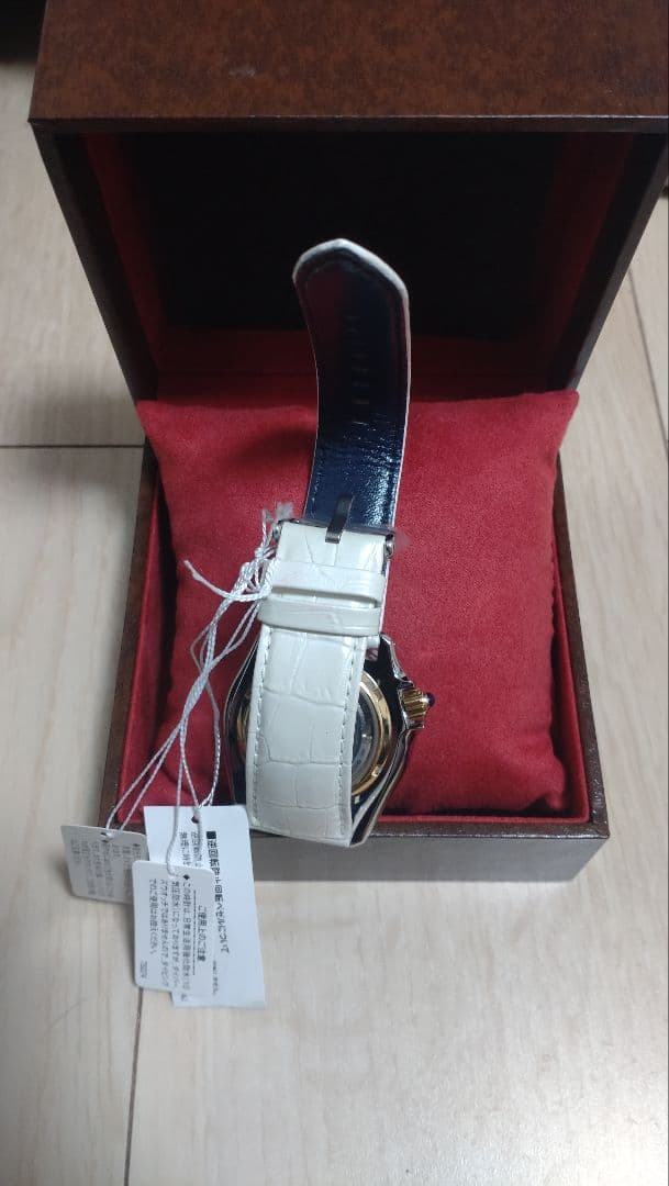ジョジョの奇妙な冒険 ブチャラティモデル腕時計　SEIKO 5 SPORTS