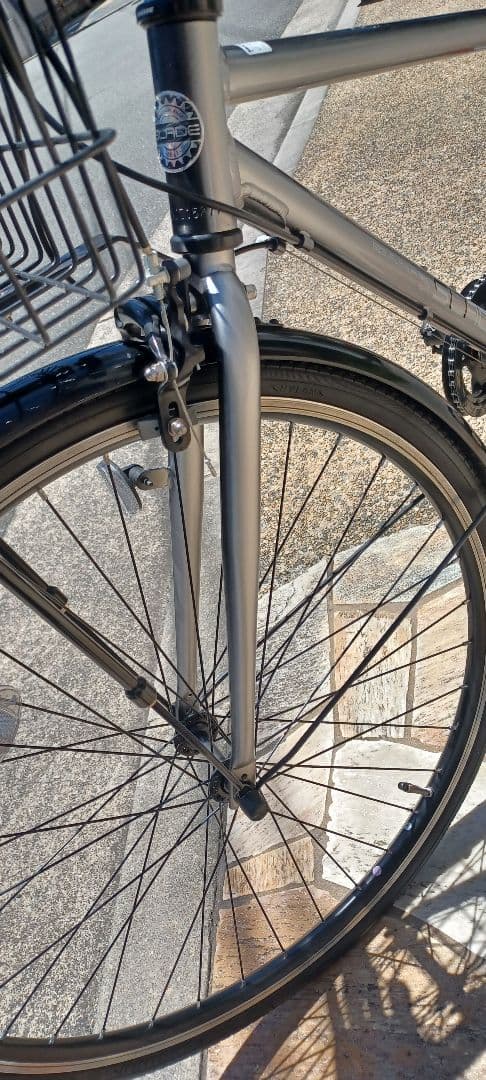 子供　スレイド　クロスバイク　26インチバスケット付き