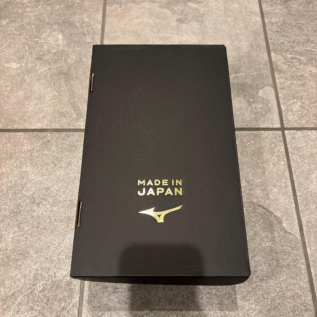 ミズノアルファ2 JAPAN ホワイト×ブラックイリディセント P1GA2560