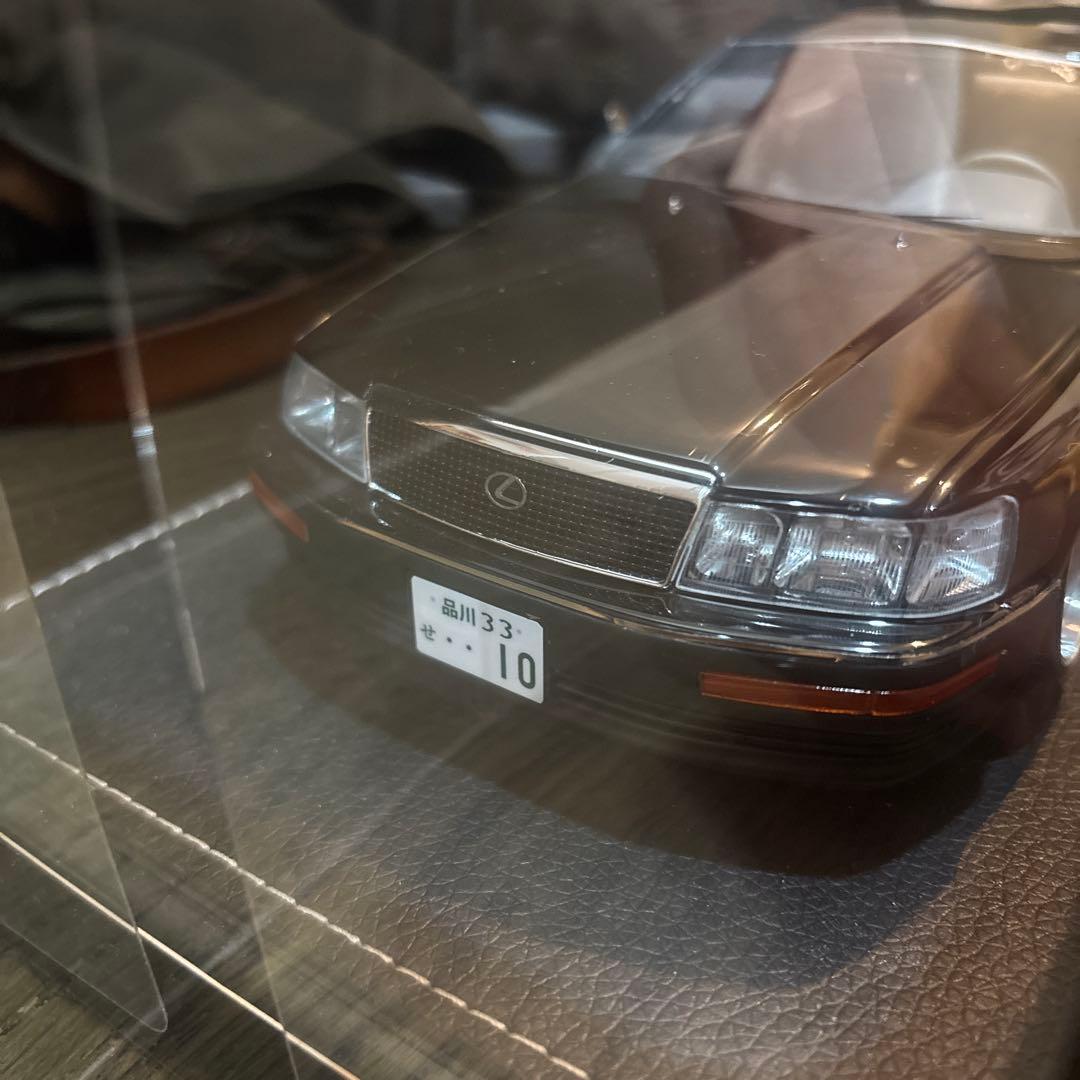 1/18 IVY レクサスLS400 黒　（トヨタ初代セルシオ）