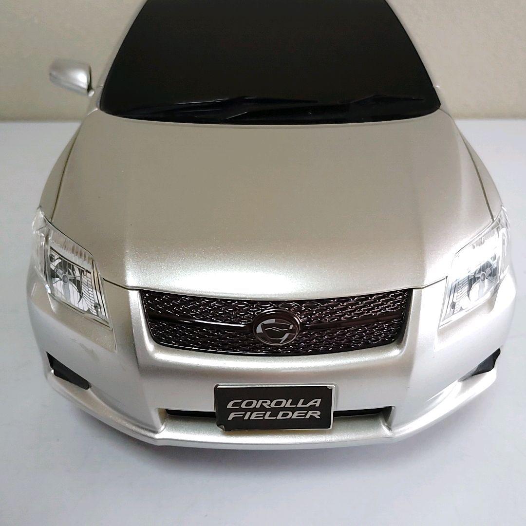 1/10　トヨタ　カローラフィールダー　カラーサンプル